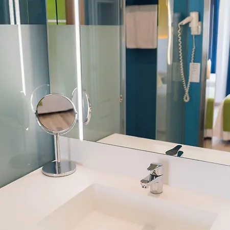 Acuasol Aparthotel 4*