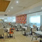 安夸索公寓酒店 4*