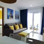 安夸索公寓酒店 4* Peñíscola