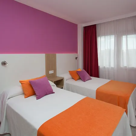 Acuasol Aparthotel 4*
